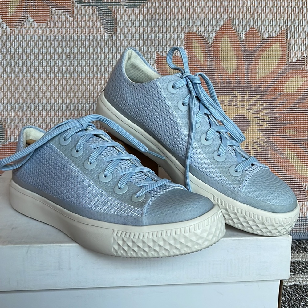 Converse WMNS 156650C
CTAS MODERN OX Chuck Taylor All Star 
PORPOISE/EGRET/EGRET - Picture 5 of 16
